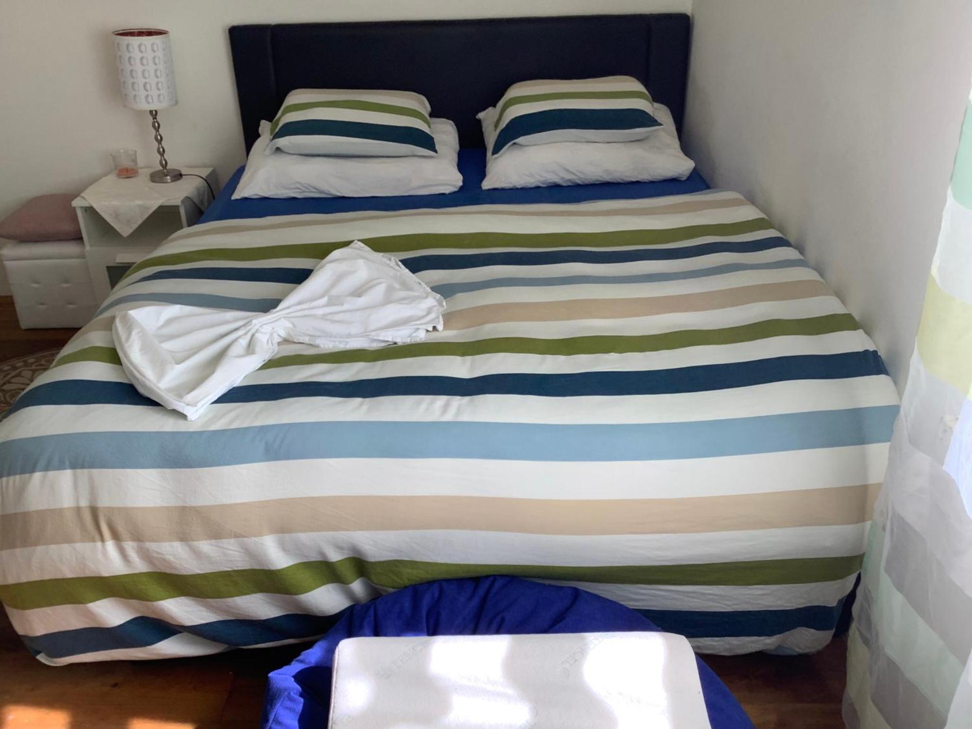 Chambre Spacieuse Et Confortable Avec Ecran Plat Oetwil an Der Limmat المظهر الخارجي الصورة